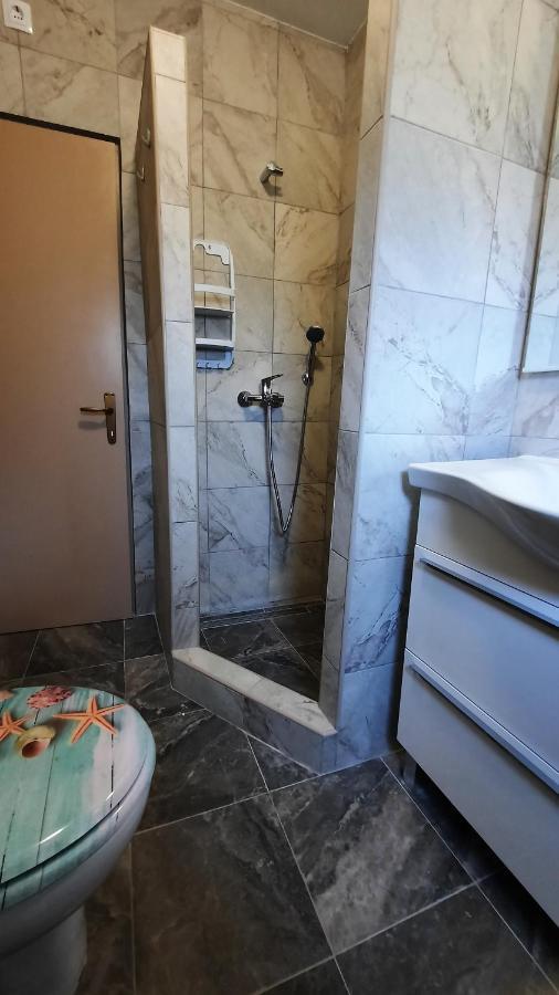 Apartment Pinoapplosinj Veli Lošinj 外观 照片