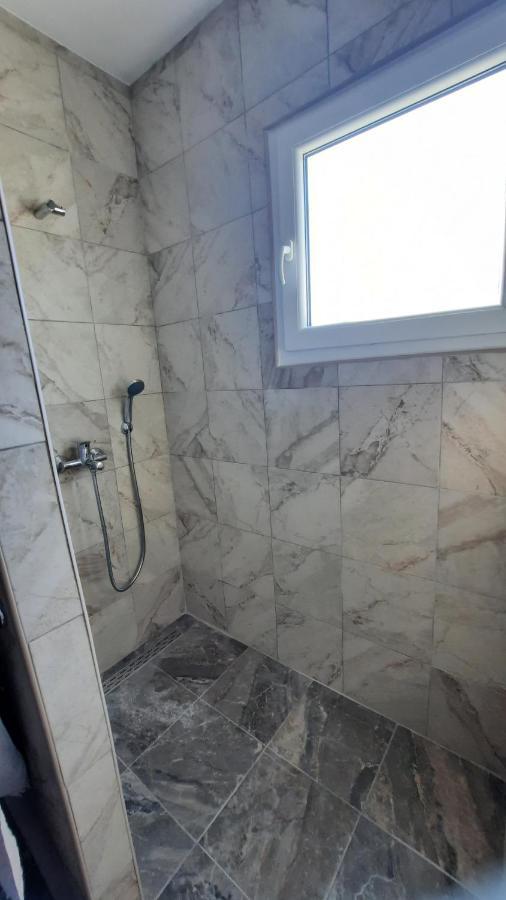 Apartment Pinoapplosinj Veli Lošinj 外观 照片