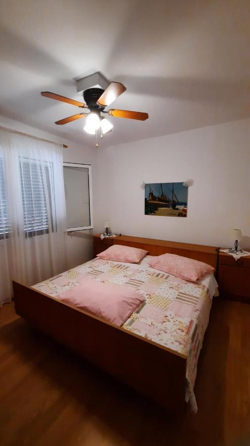 Apartment Pinoapplosinj Veli Lošinj 外观 照片