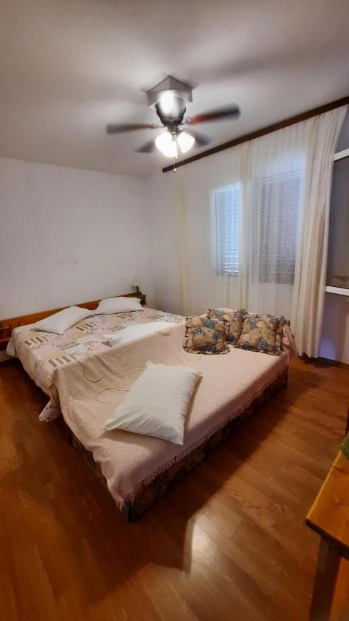 Apartment Pinoapplosinj Veli Lošinj 外观 照片