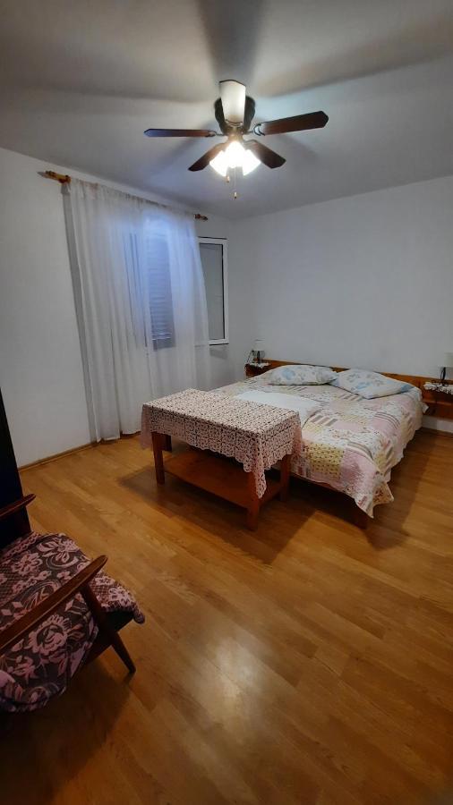 Apartment Pinoapplosinj Veli Lošinj 外观 照片