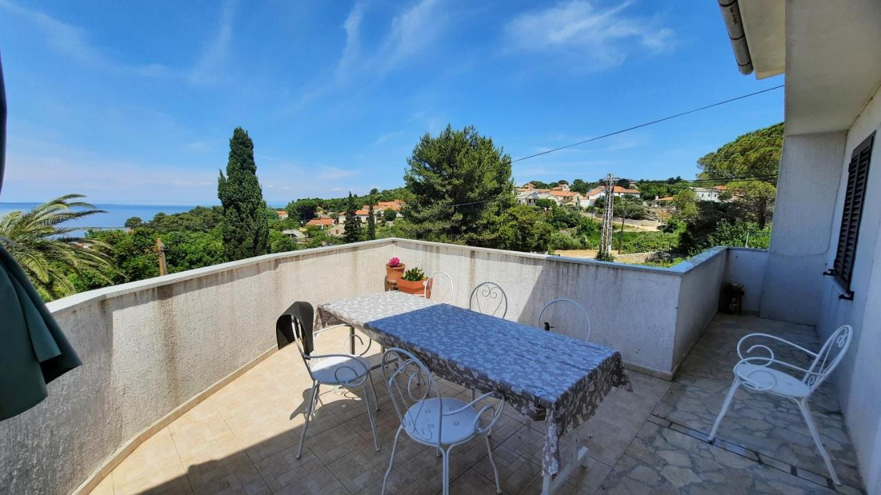 Apartment Pinoapplosinj Veli Lošinj 外观 照片